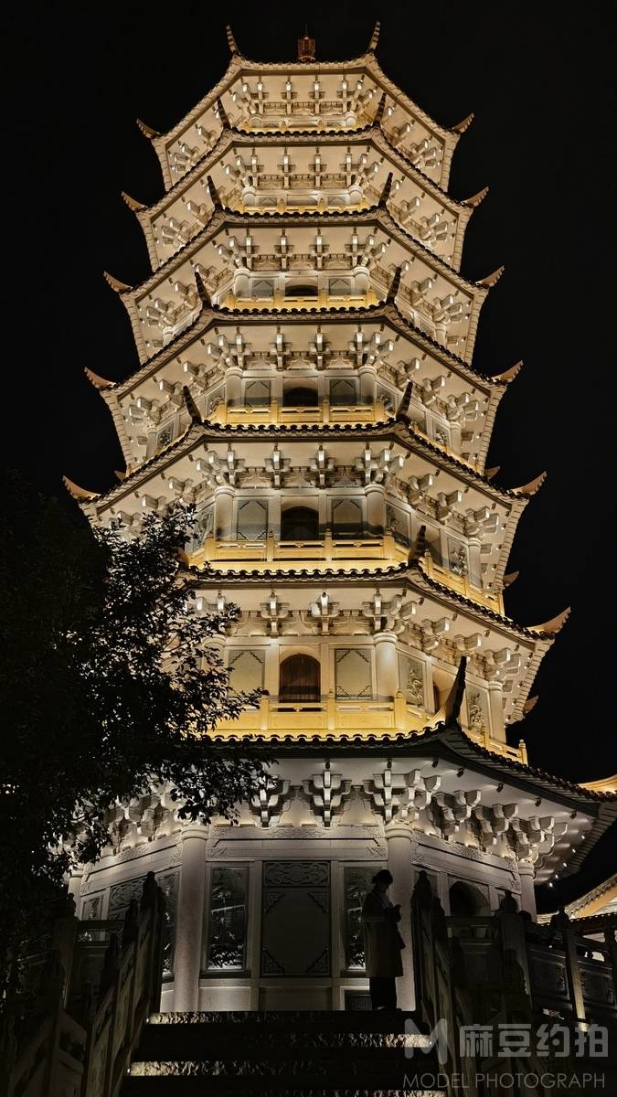 夜景模特