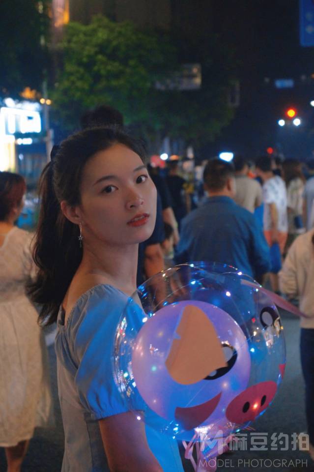 夜景模特