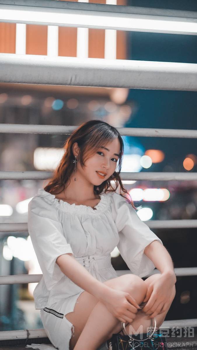 夜景模特