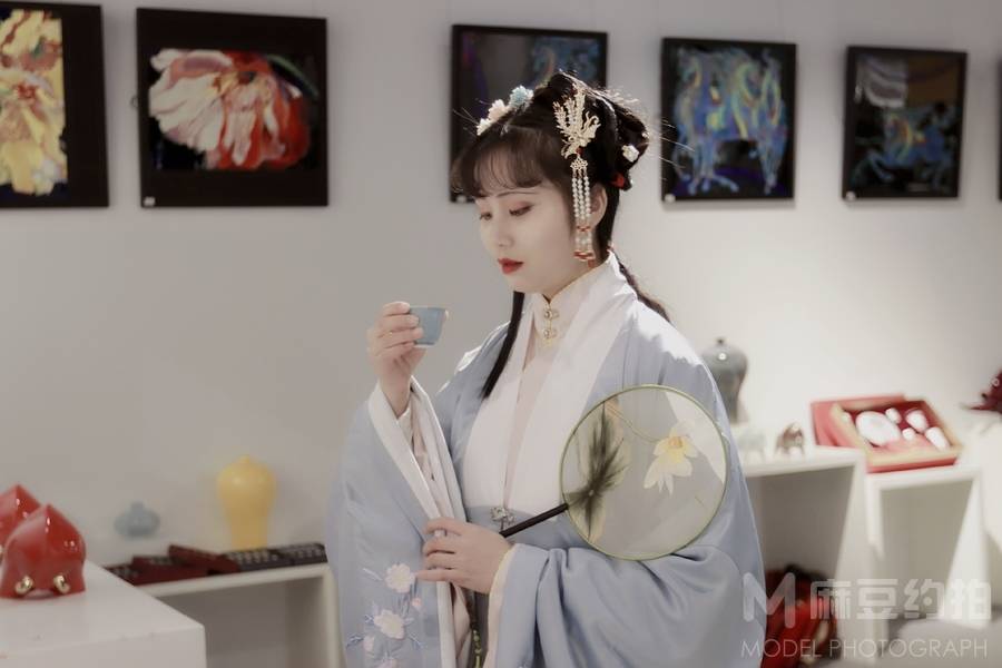 汉服模特