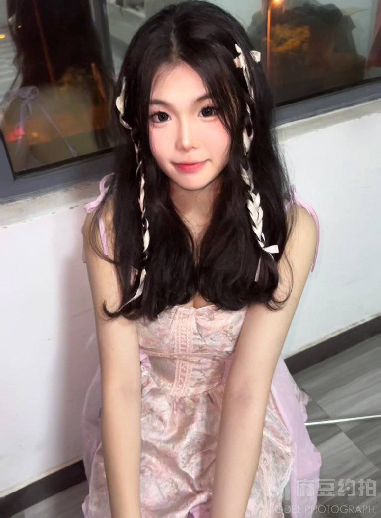 胶片模特