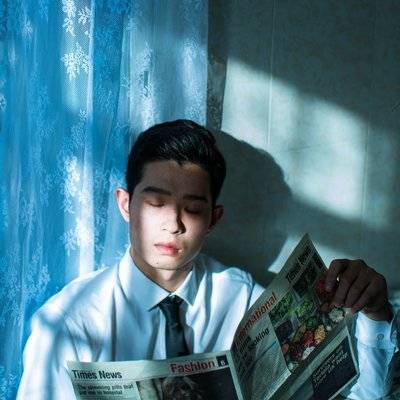情绪模特