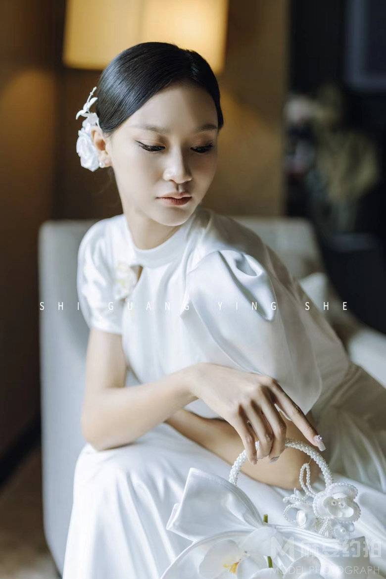 纪实模特