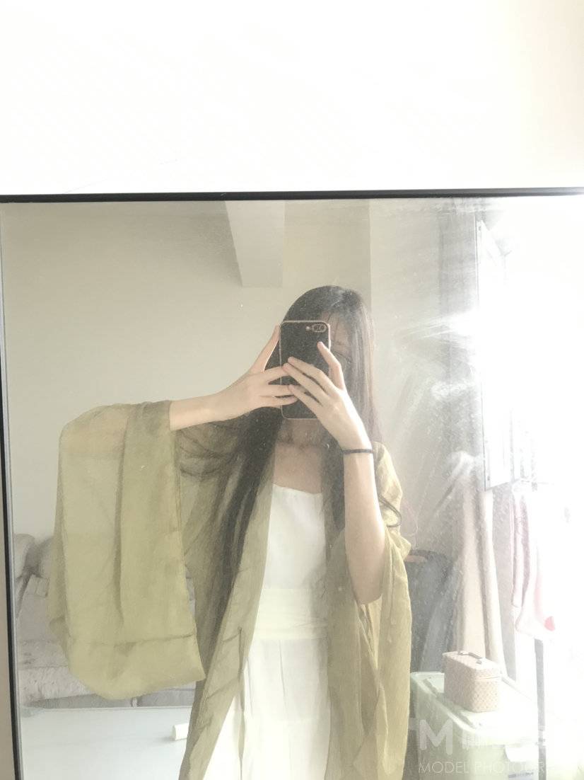 黑白模特