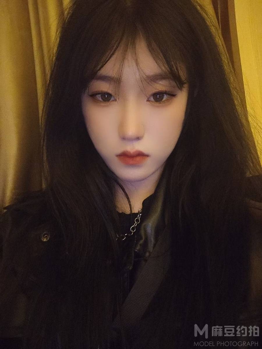 胶片模特