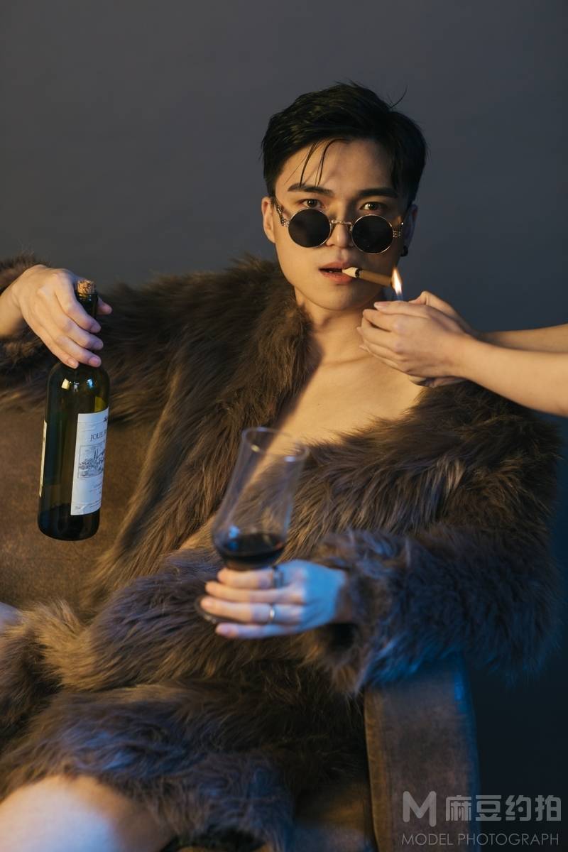 暗黑模特