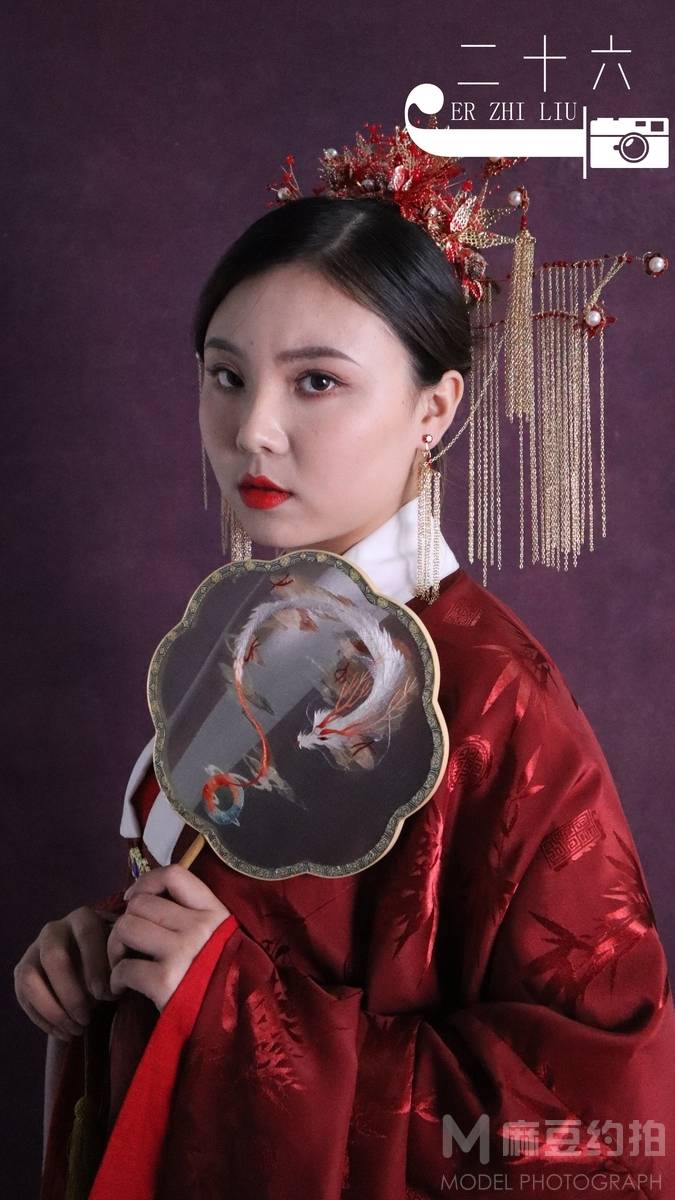 妆容模特