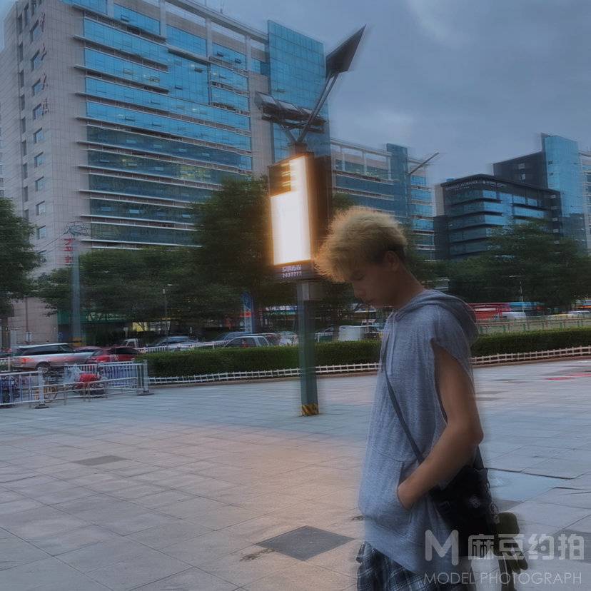 黑白模特