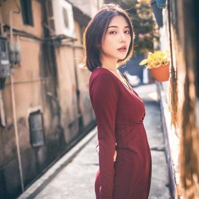 情绪模特