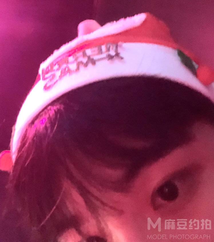 黑白模特