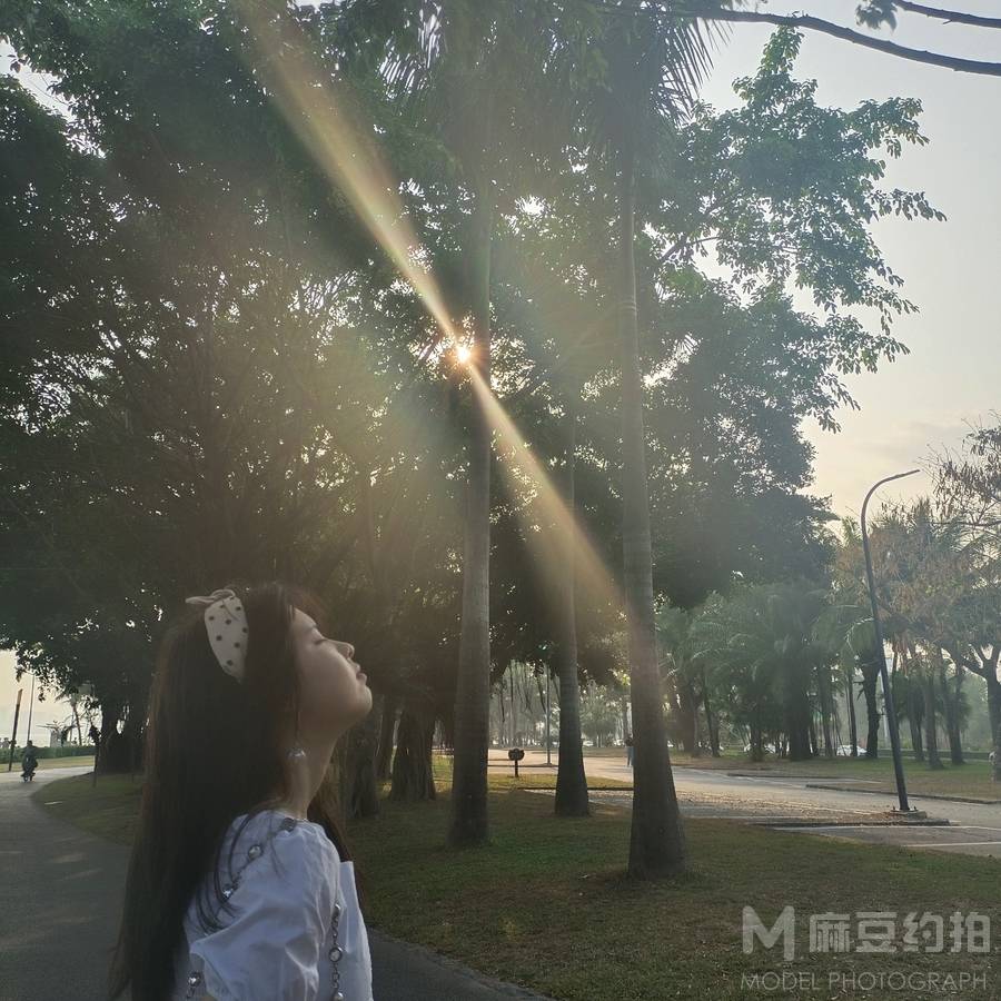校园模特