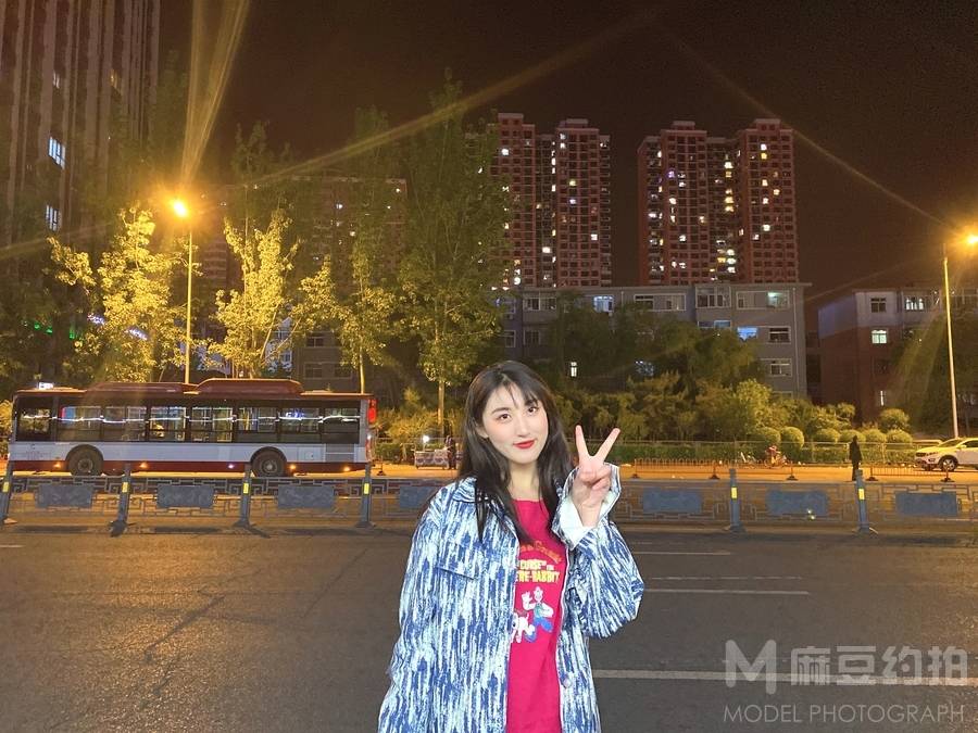 民国模特