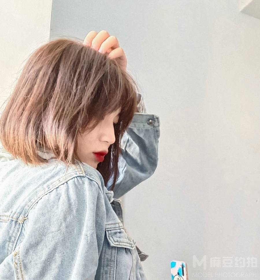 纪实模特