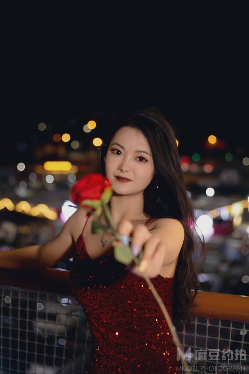 夜景模特