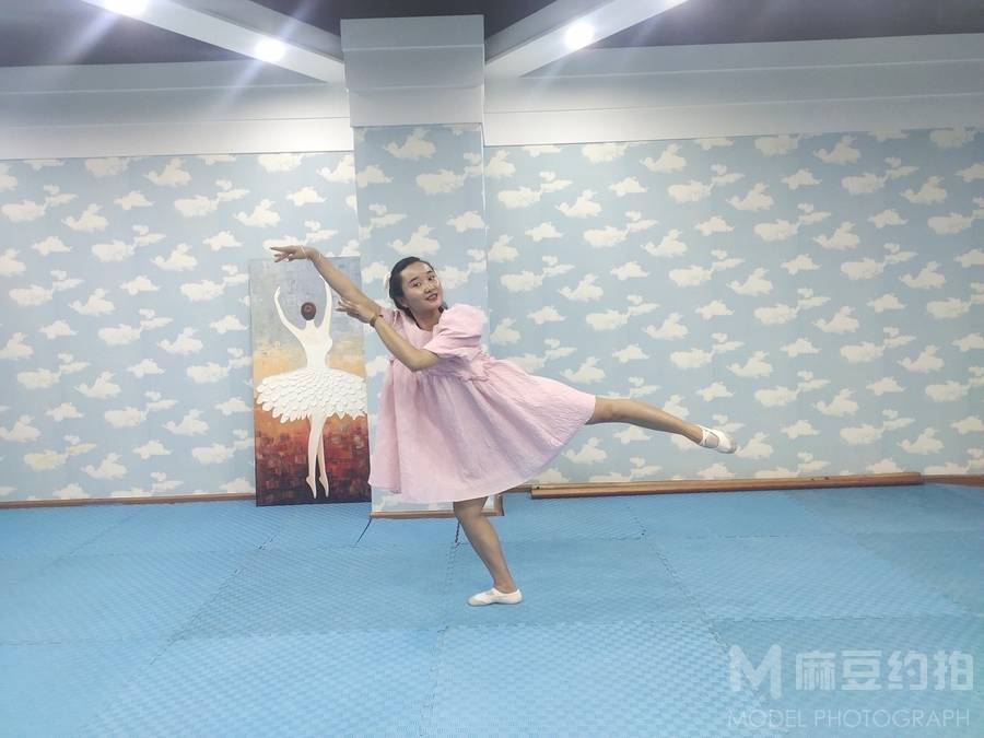 民国模特