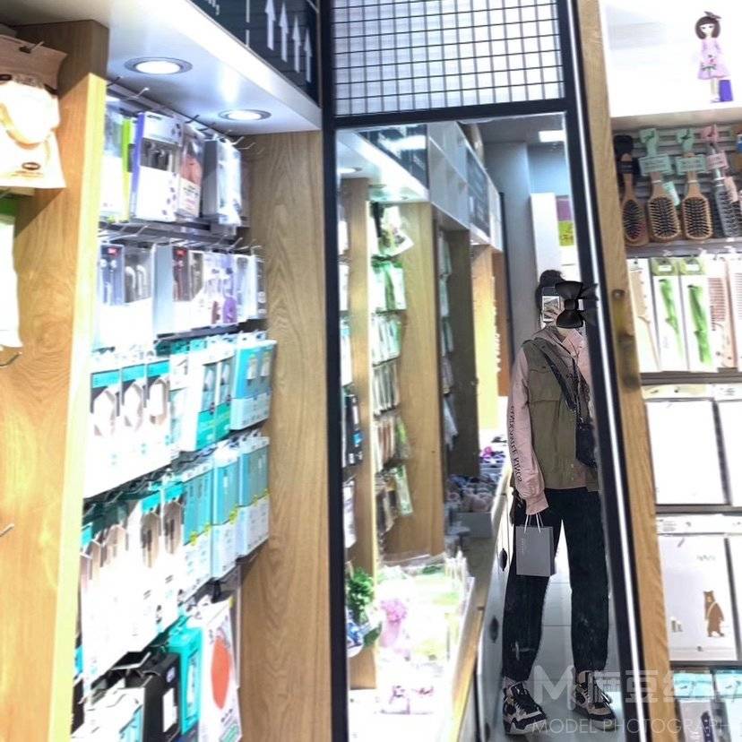清新模特