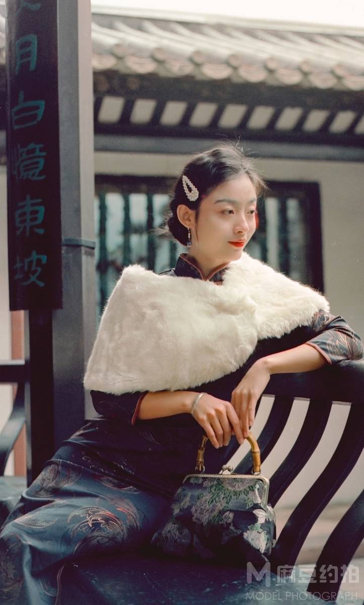 胶片模特
