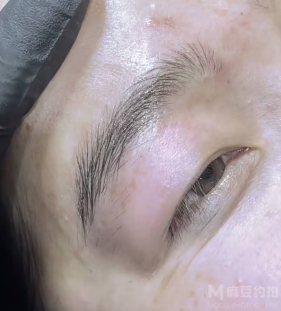 妆容模特
