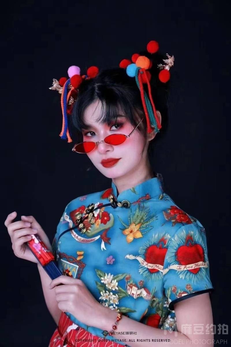 少女模特