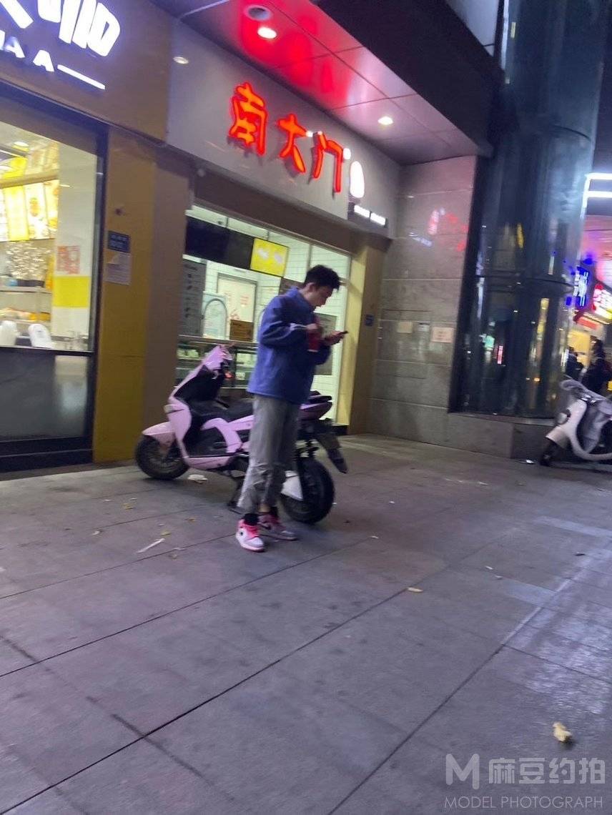 清新模特