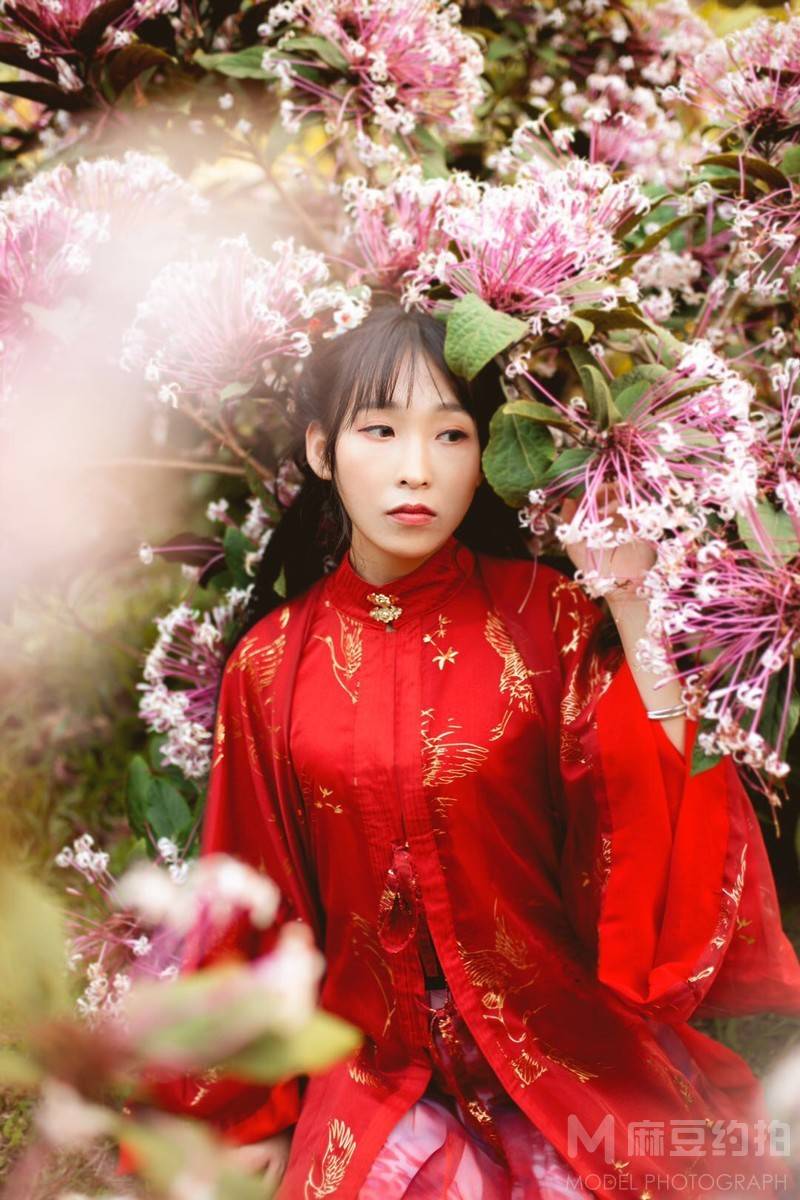 汉服模特