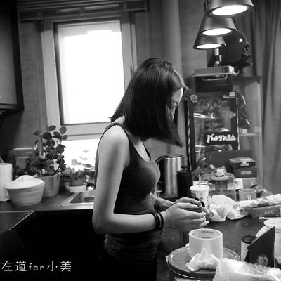 黑白模特