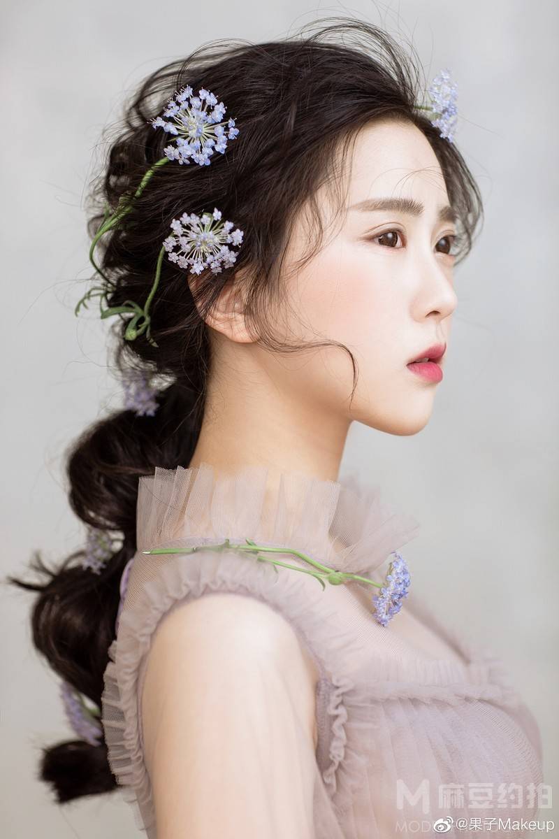妆容模特