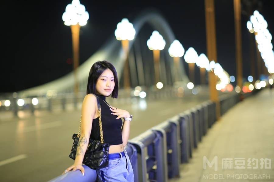 夜景模特