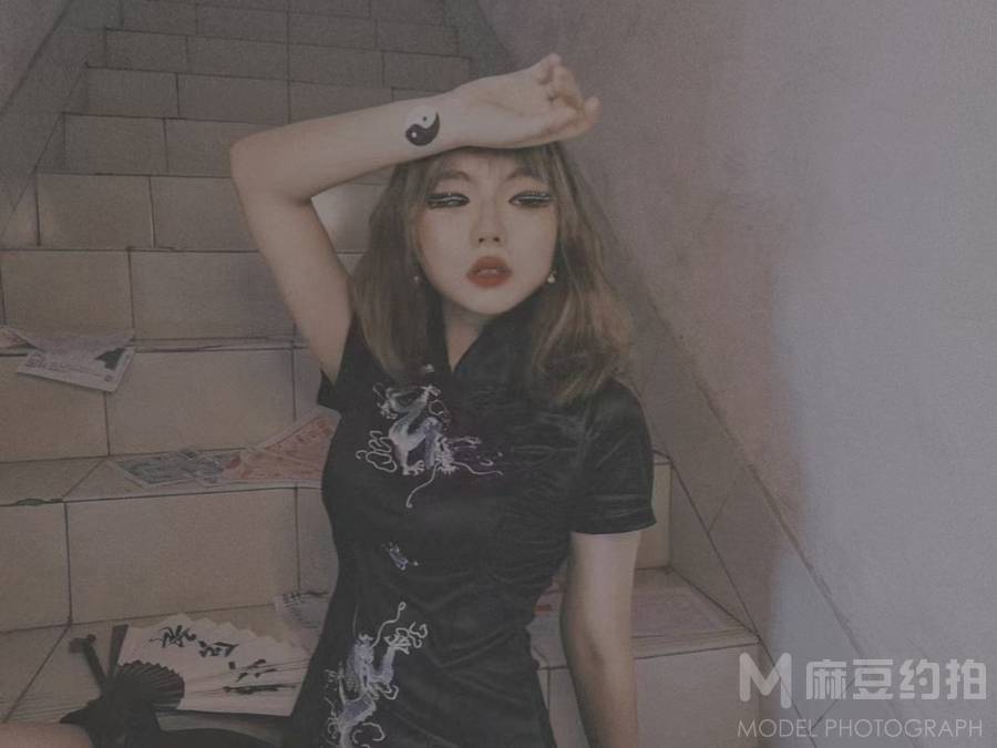 妆容模特