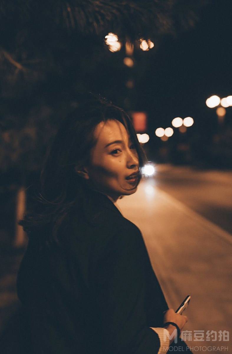 夜景模特