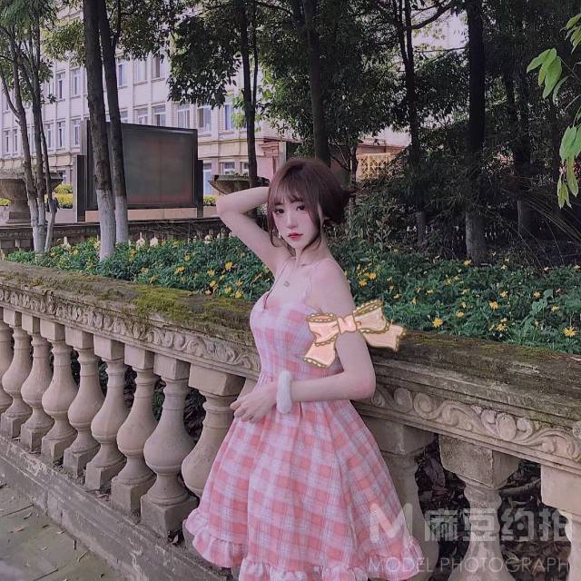 民国模特