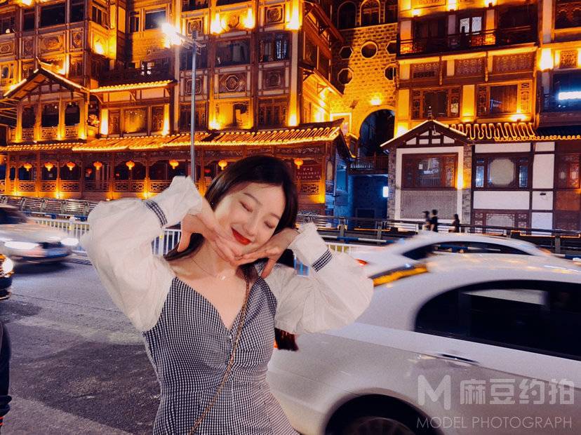 夜景模特