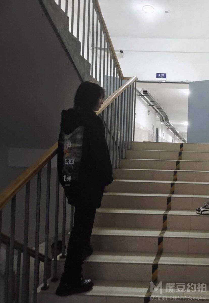 黑白模特