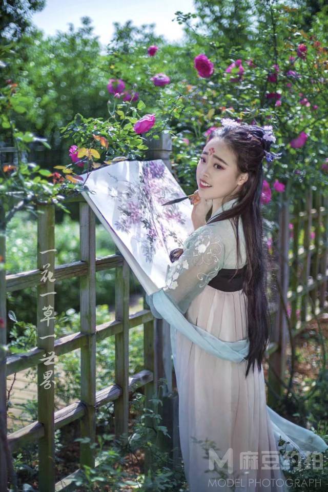 汉服模特