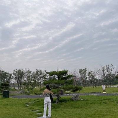 黑白模特