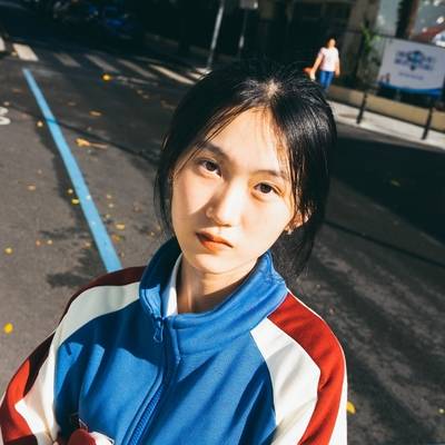 宝丽来模特