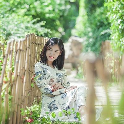 清新模特