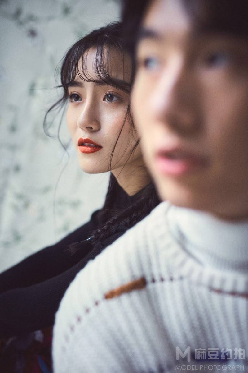 情绪模特