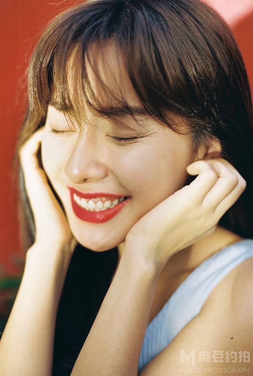 胶片模特