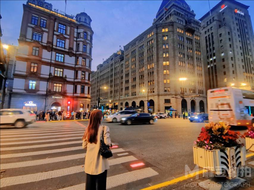 夜景模特