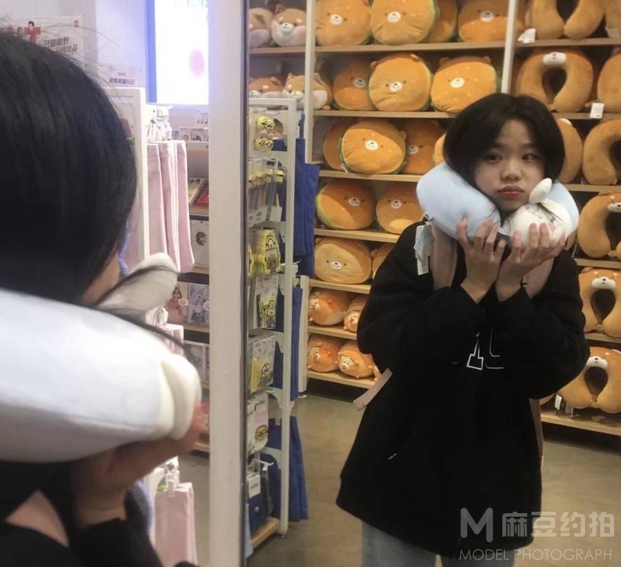 校园模特