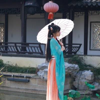 汉服模特