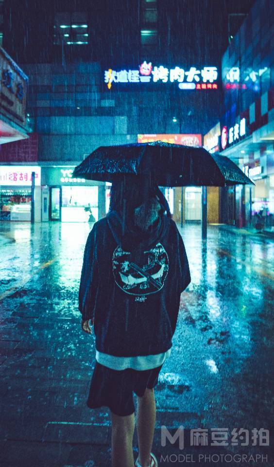 夜景模特