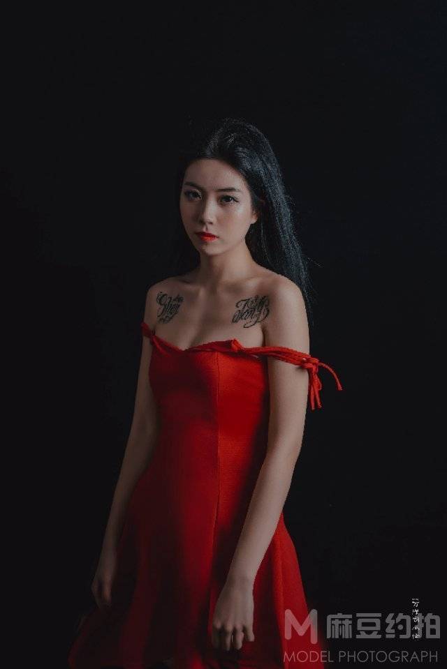暗黑模特