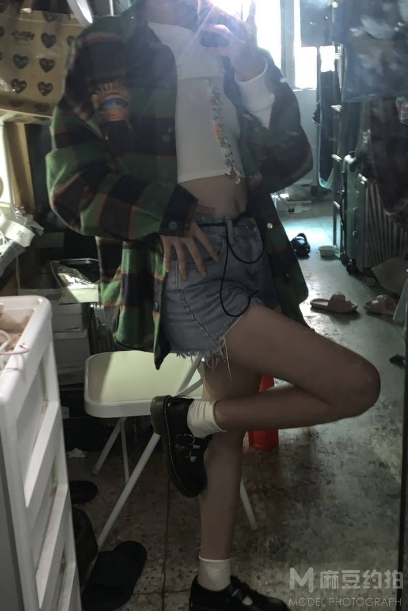 黑白模特