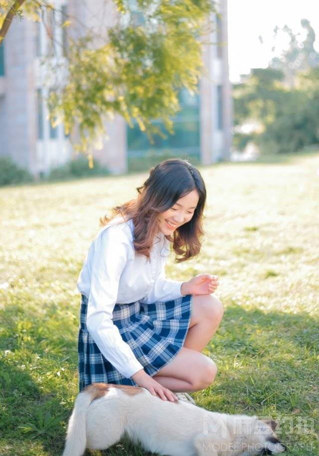 校园模特