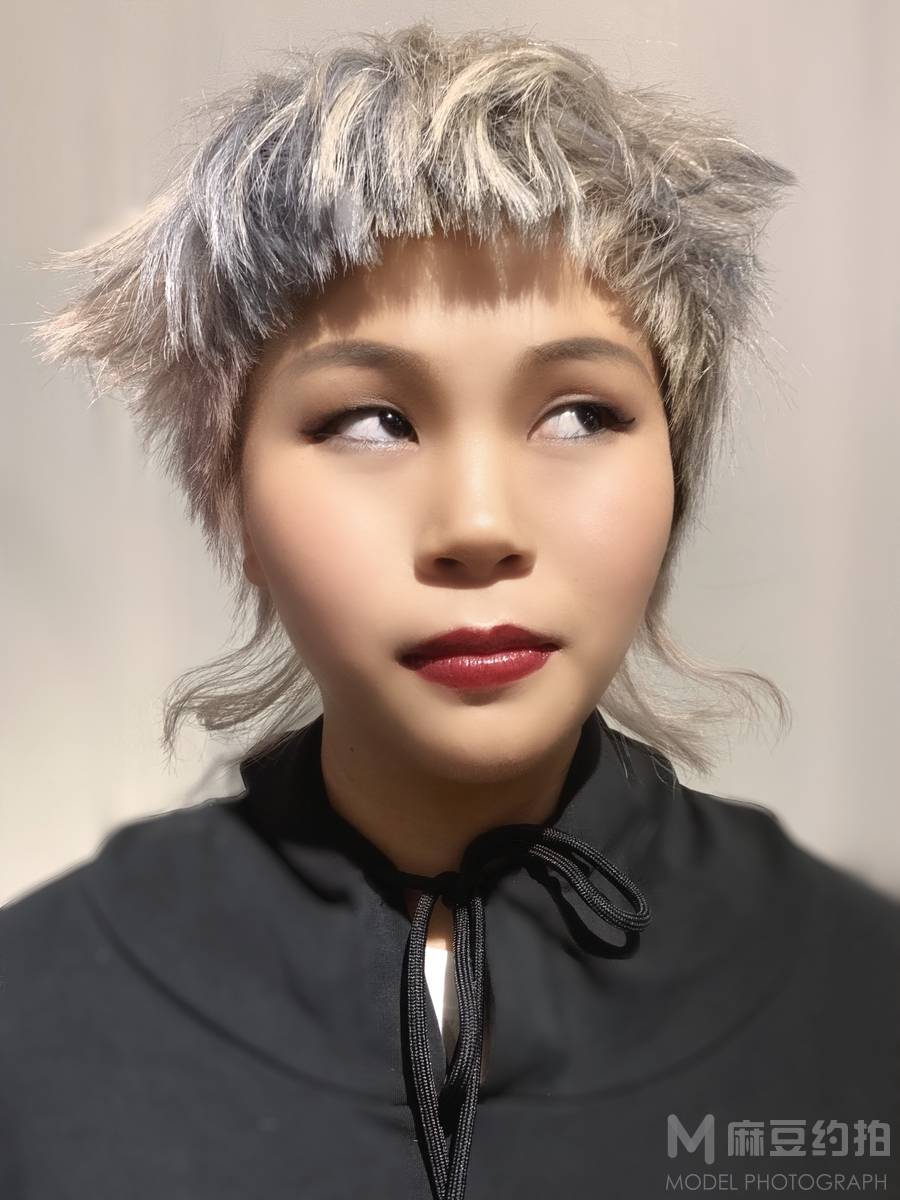 暗黑模特