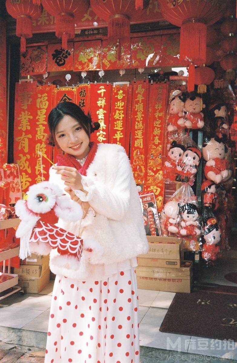 胶片模特