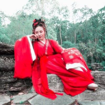 汉服模特