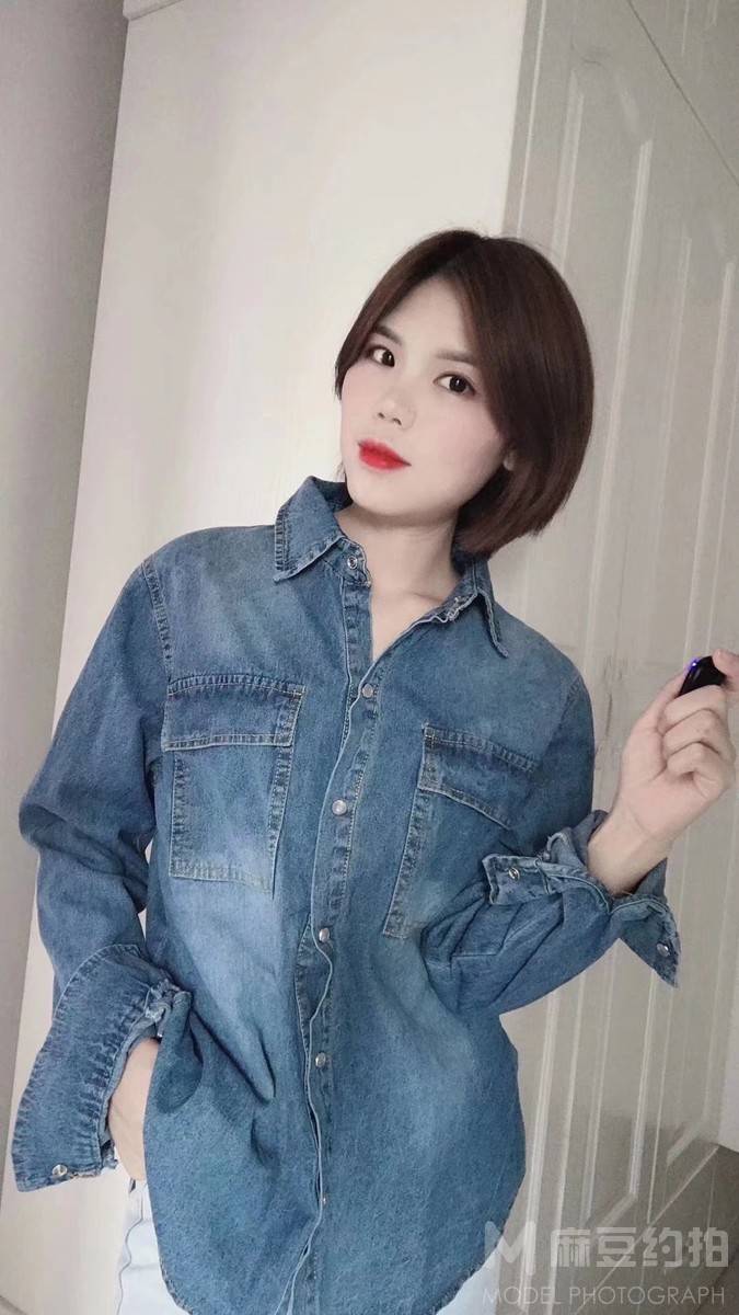 清新模特